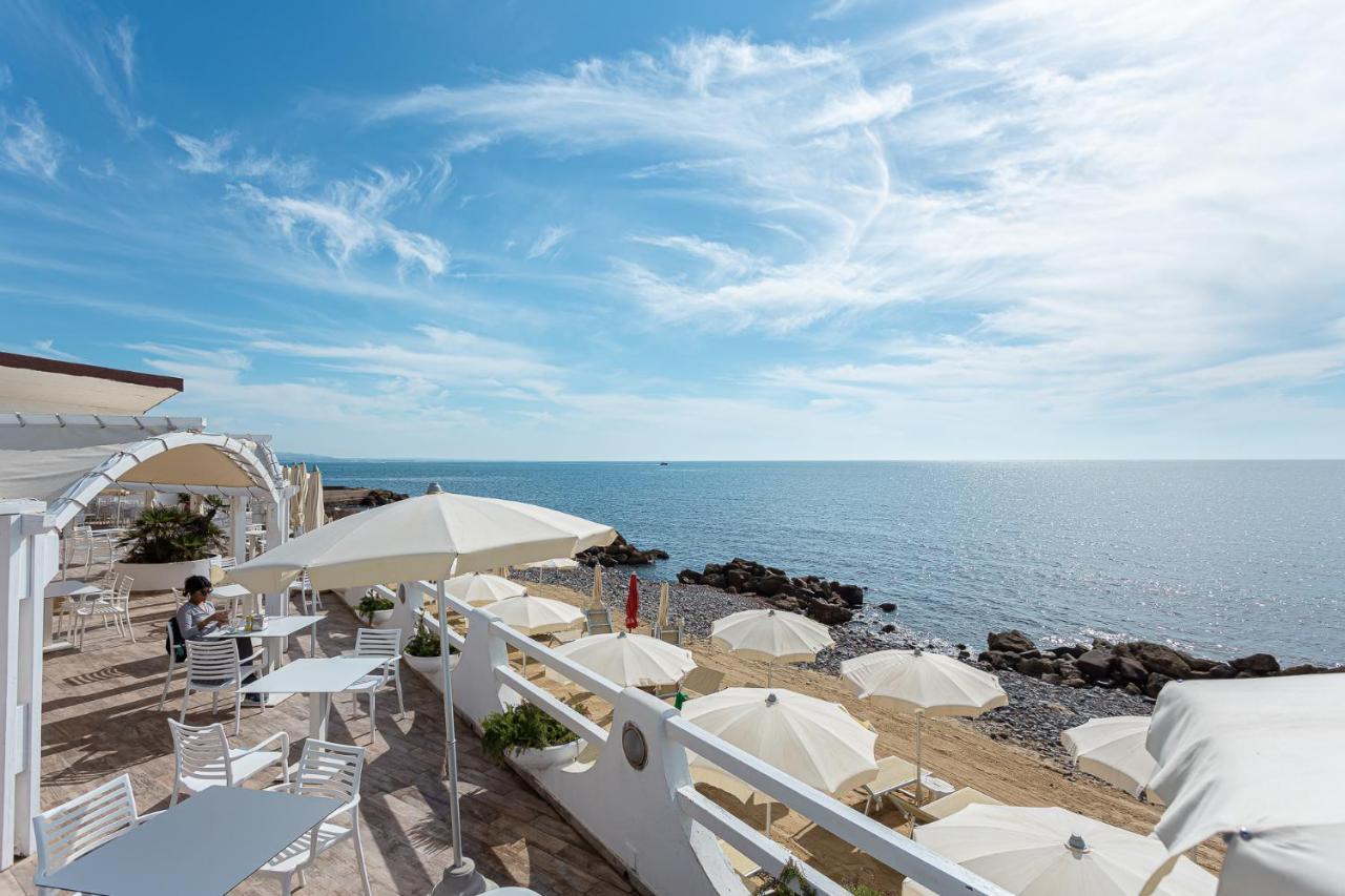 Hotel Cavalluccio Marino Santa Marinella Exterior foto
